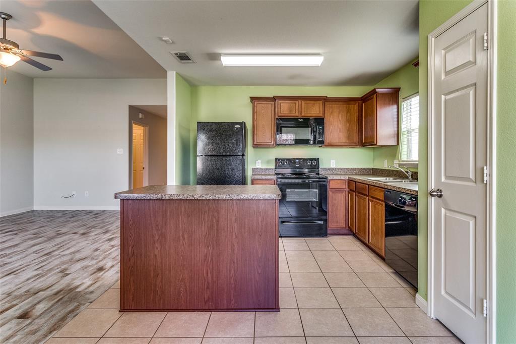 Oak Hollow Estates Ph 4 - Residential Lease