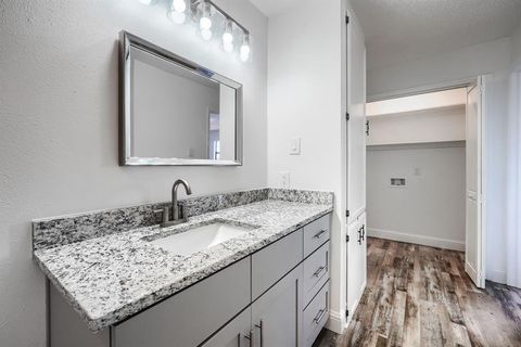 Tiny photo for 557 Trailcrest Drive, Garland, TX 75043 (MLS # 21045881)