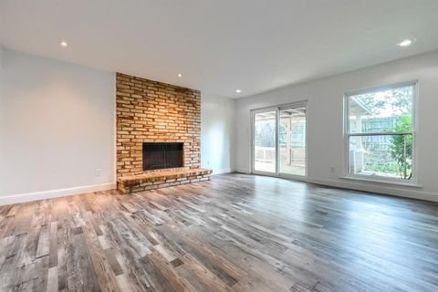 Tiny photo for 557 Trailcrest Drive, Garland, TX 75043 (MLS # 21045881)