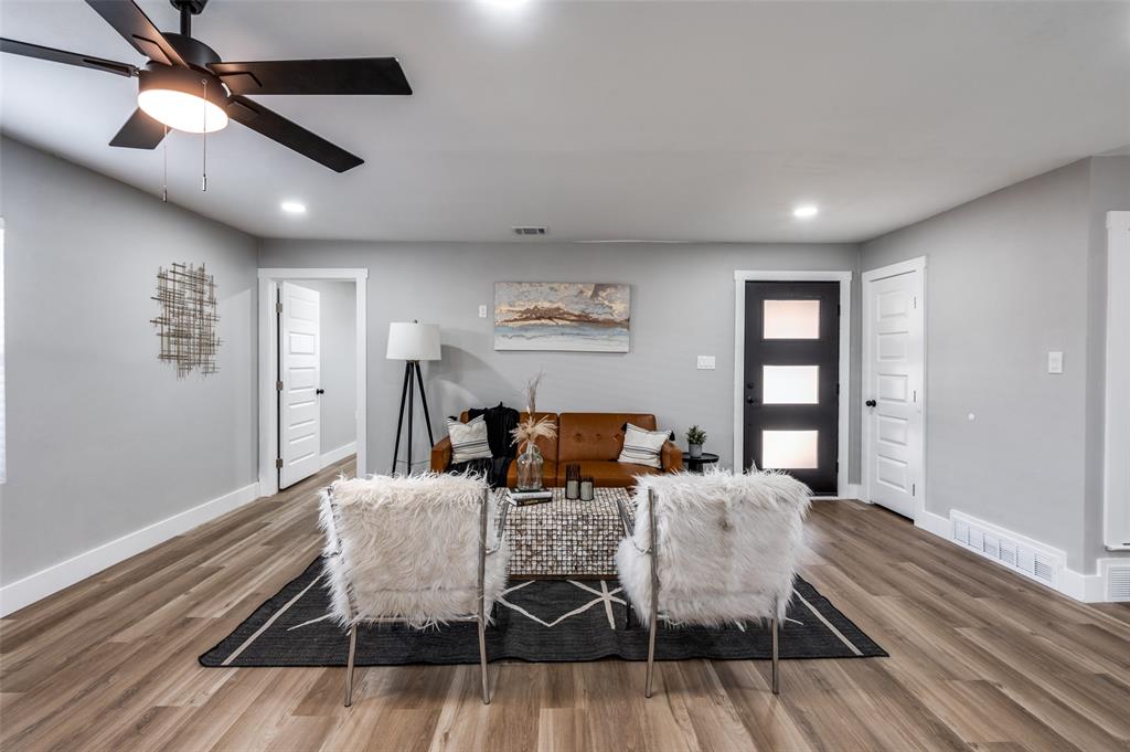 13421 Glenside Drive