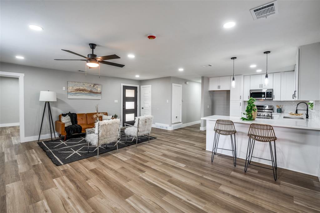 13421 Glenside Drive