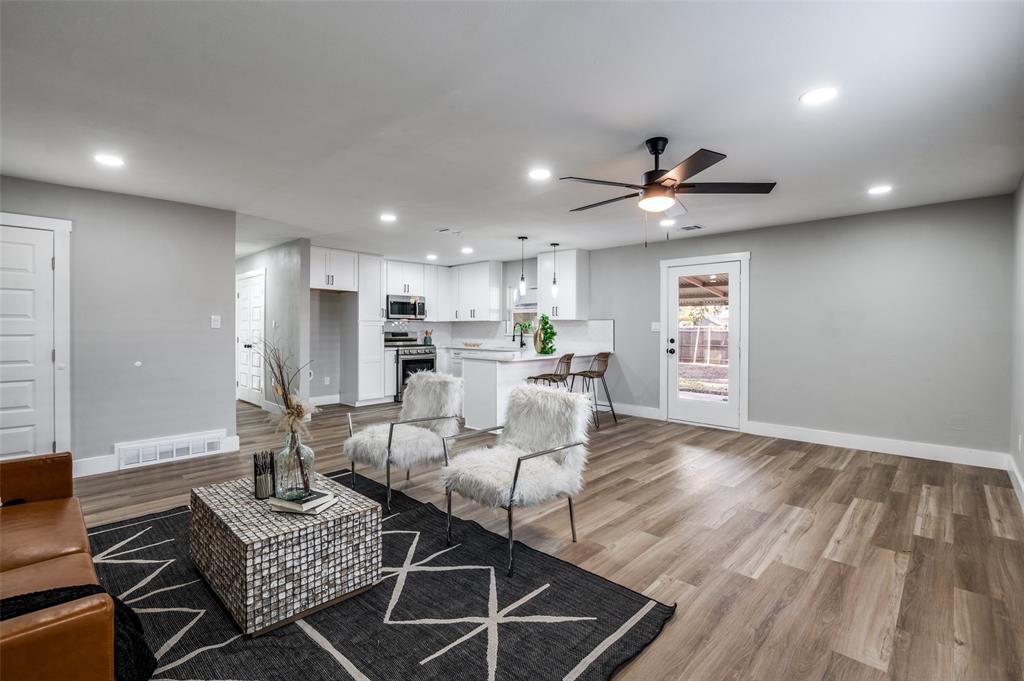 13421 Glenside Drive