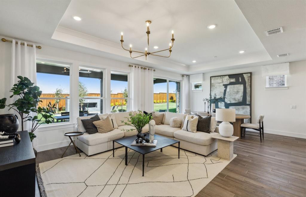 320 Cloverdale Lane