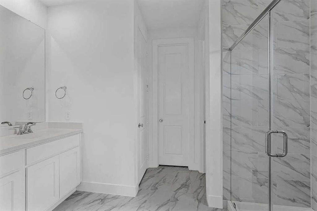 3512 Cloverleaf Lane