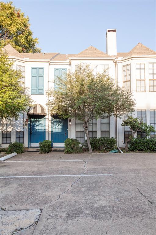 Dallas, Texas 75235, United States, 2 Bedrooms Bedrooms, ,2 BathroomsBathrooms,Residential,Active,215987