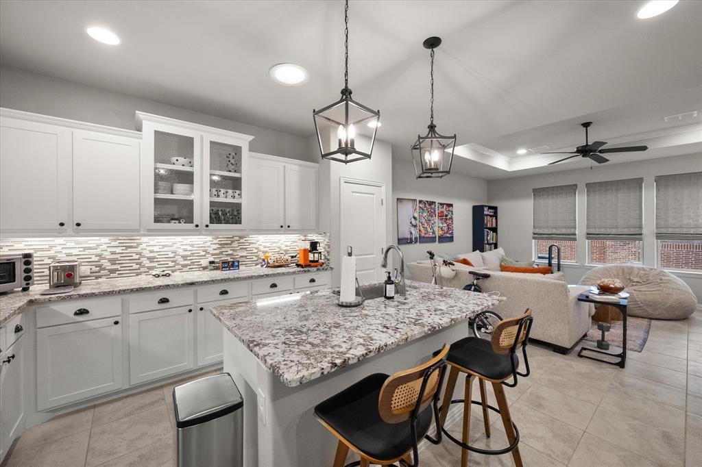2107 Ladera Way 2107