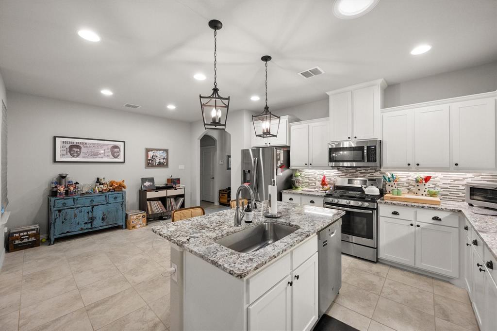 2107 Ladera Way 2107