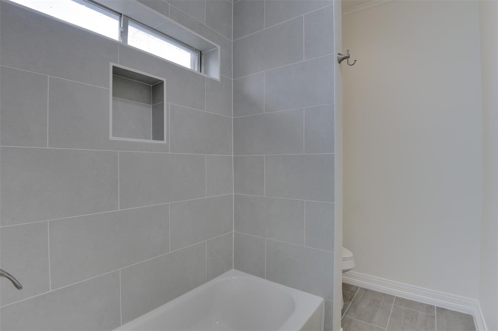 Club Creek - Residential