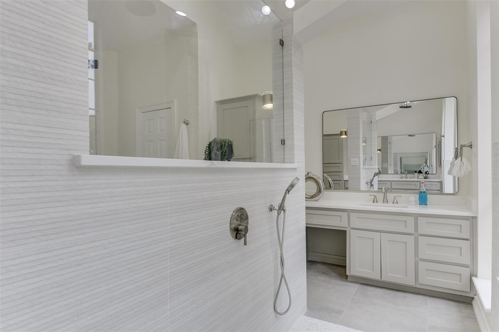 Club Creek - Residential