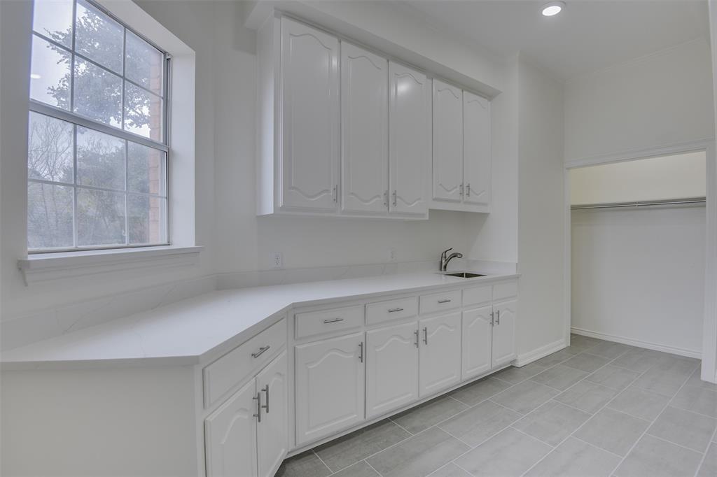 Club Creek - Residential