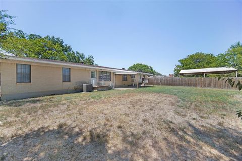 A home in Jacksboro