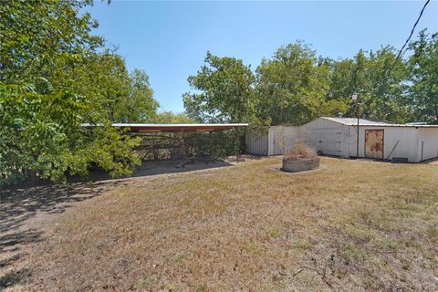 A home in Jacksboro