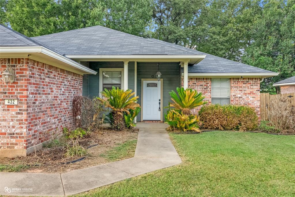 Haughton, Louisiana 71037, United States, 3 Bedrooms Bedrooms, ,2 BathroomsBathrooms,Residential,Active,211121