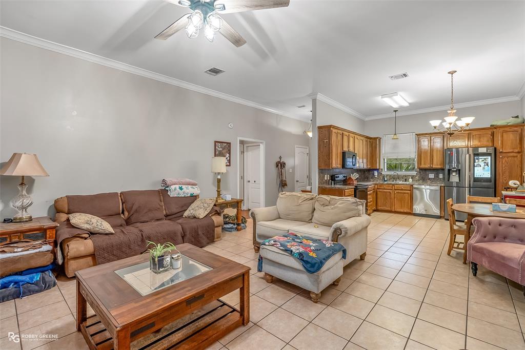 Haughton, Louisiana 71037, United States, 3 Bedrooms Bedrooms, ,2 BathroomsBathrooms,Residential,Active,211121