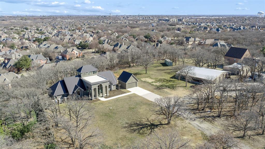 9204 Indian Knoll Trail S