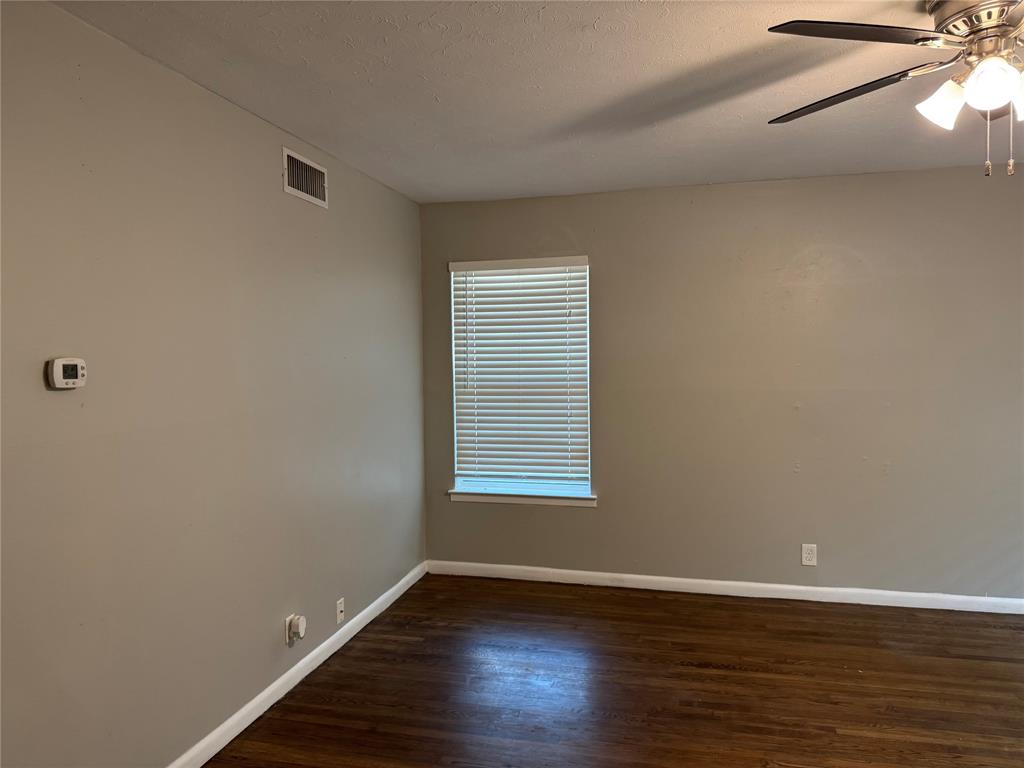 Lochwood 07 - Residential Lease