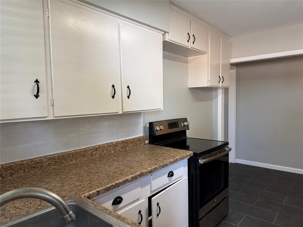 Lochwood 07 - Residential Lease