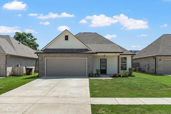 740 CROZIER DR, BOSSIER CITY, LA 71111 - Image 85ce4d72bc6324860e25f950bb70e91e/2015570732
