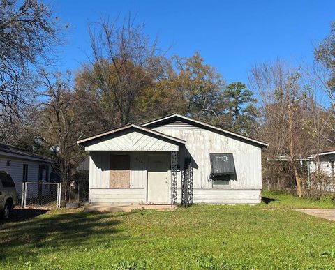 3128 Lindholm Street Shreveport LA 71108