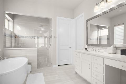 Tiny photo for 1132 Thornhill Way, Roanoke, TX 76262 (MLS # 21051866)