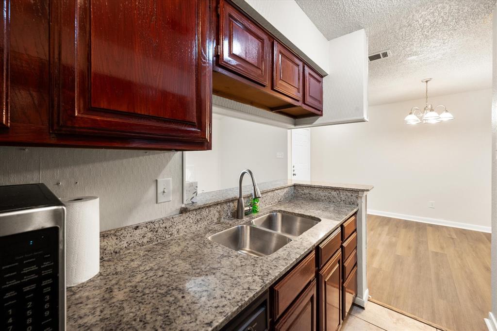 Cloisters Condo The - Residential