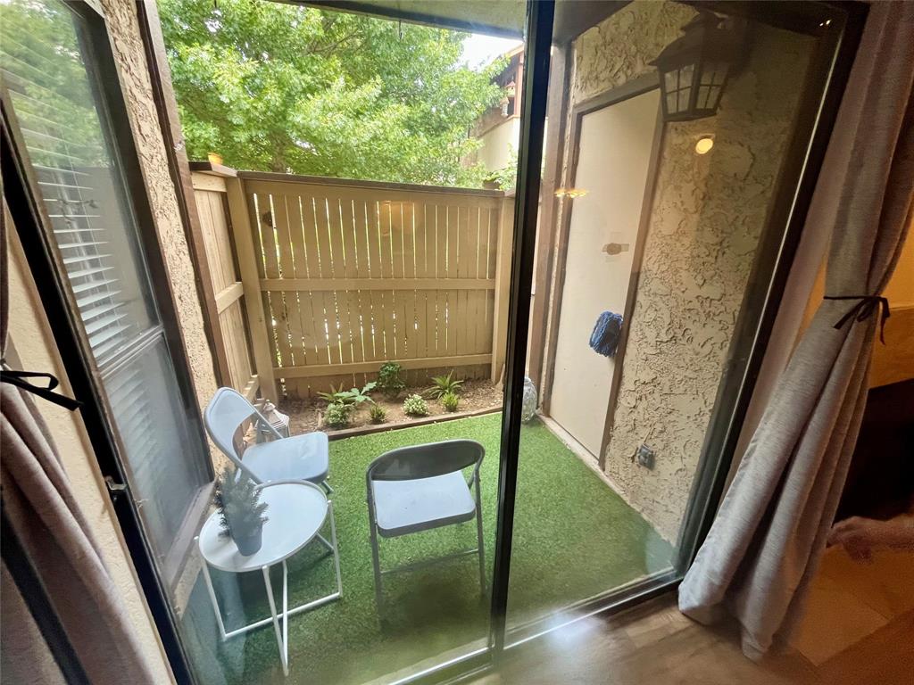 Cloisters Condo The - Residential