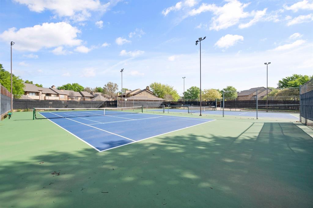 Cloisters Condo The - Residential