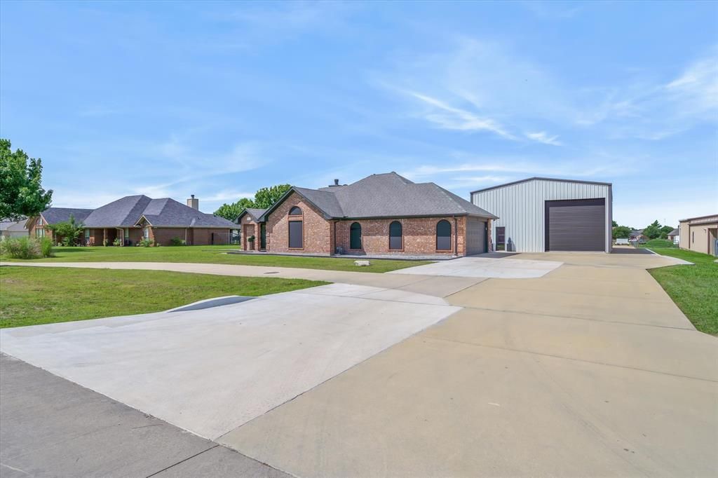 Photo of 9346 Homestead LN, Forney, TX 75126 (MLS # 21305403)