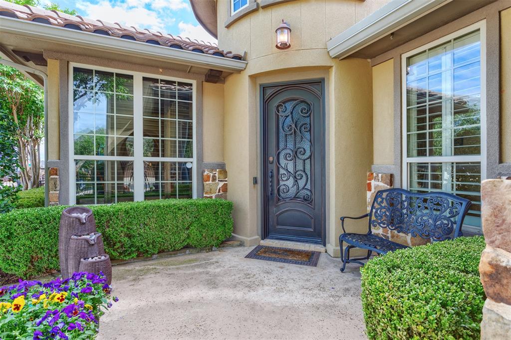 8601 Wakefield Drive