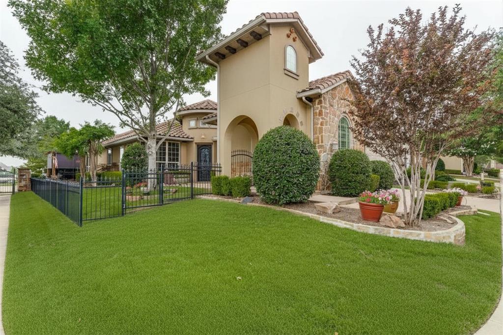 8601 Wakefield Drive