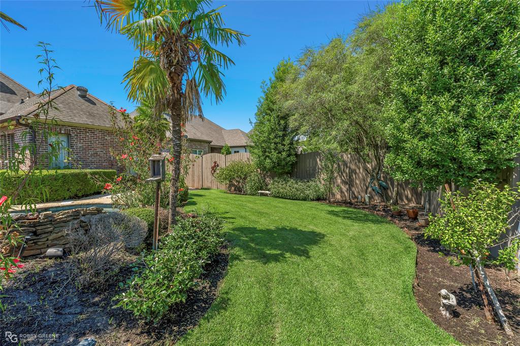 209 Evangeline Walk