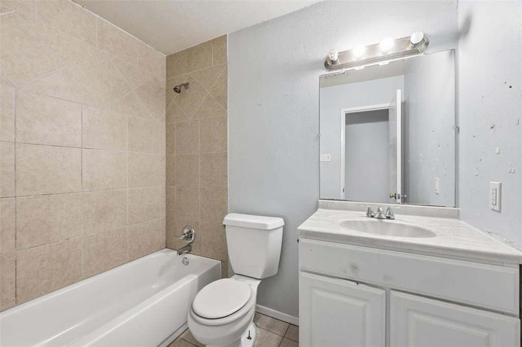 Cedar Hill East 02 - Residential