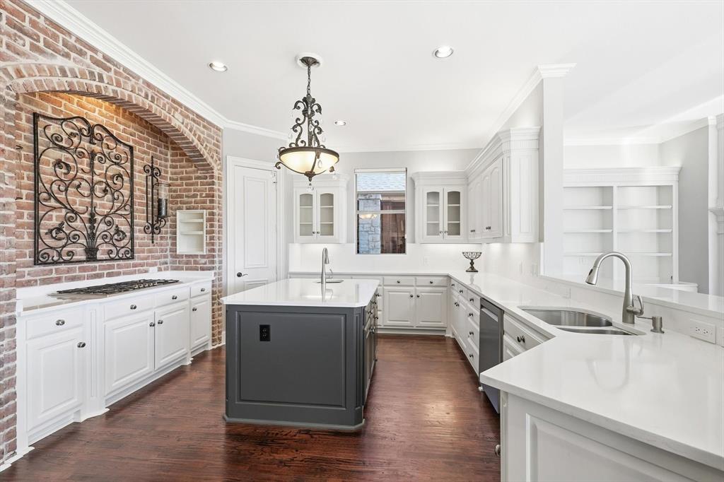 The Lakes On Legacy Drive Ph II - Residential