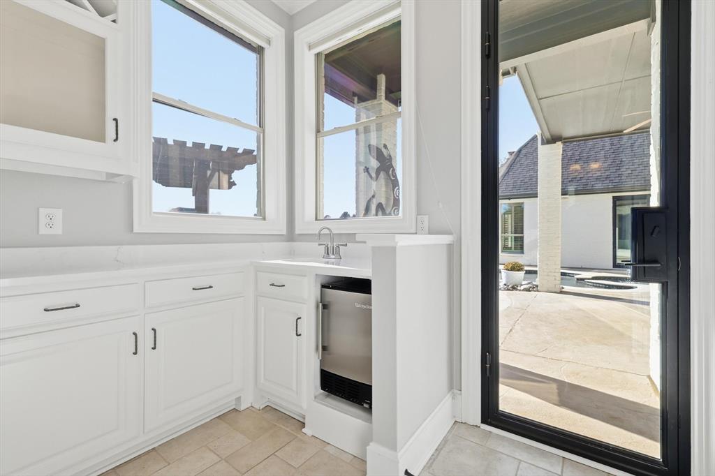 The Lakes On Legacy Drive Ph II - Residential