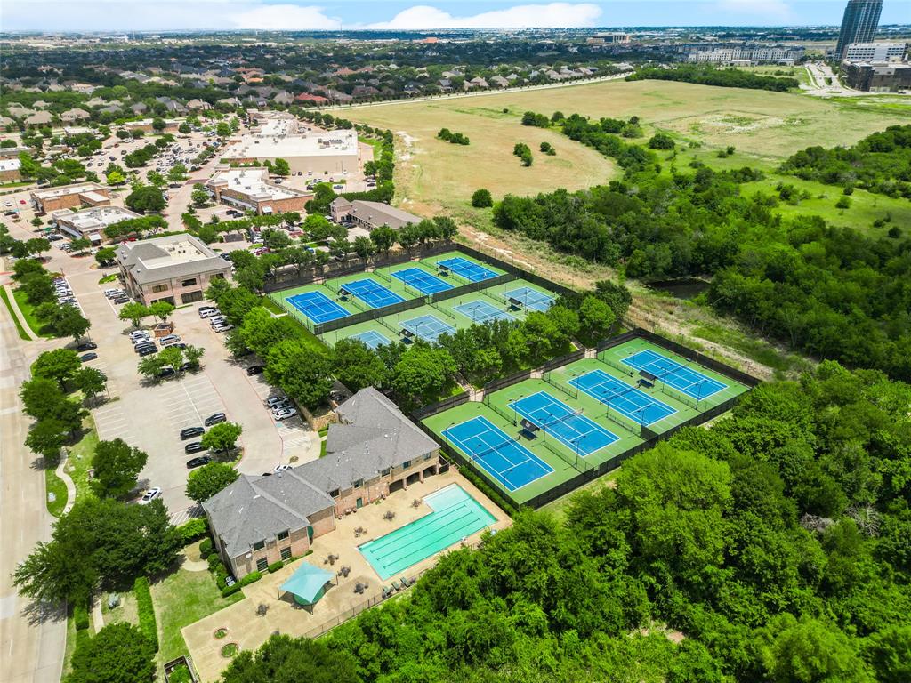 The Lakes On Legacy Drive Ph II - Residential