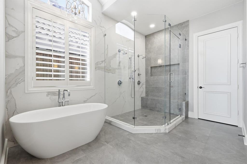 The Lakes On Legacy Drive Ph II - Residential