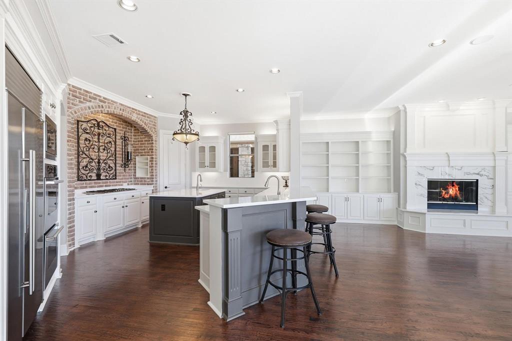 The Lakes On Legacy Drive Ph II - Residential