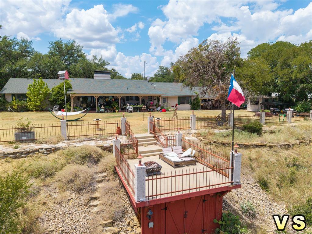 8110 County Road 572