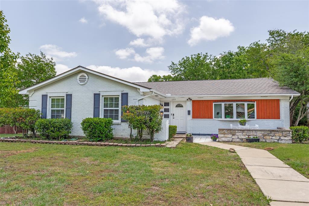 1215 Cloverdale Drive