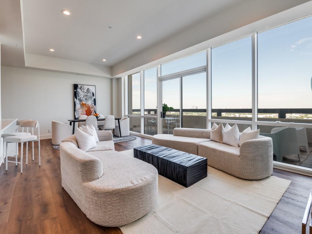 Centrum Condo - Residential