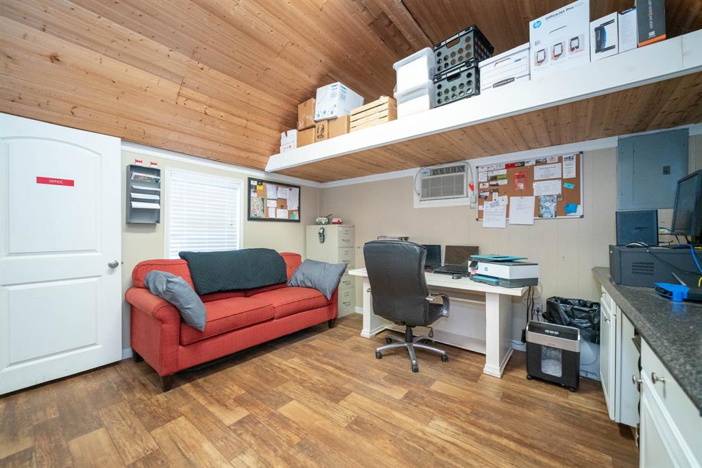 AB 736 J SORY SUR, BUFFALO RIDGE RV PARK & .281 - Commercial Sale