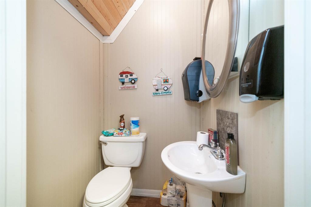 AB 736 J SORY SUR, BUFFALO RIDGE RV PARK & .281 - Commercial Sale