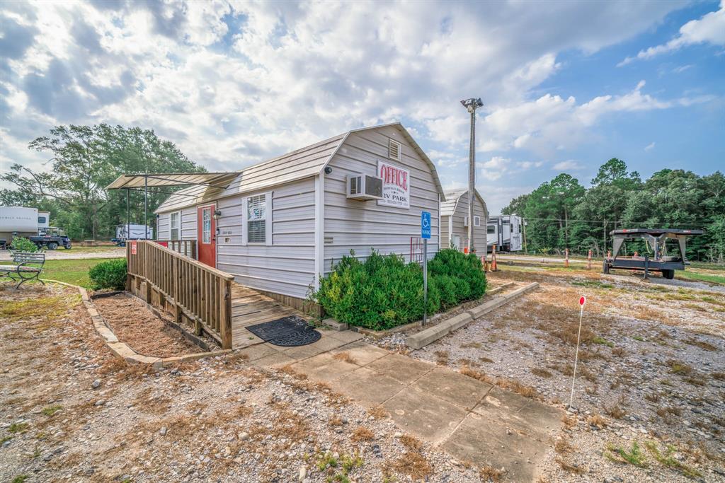 AB 736 J SORY SUR, BUFFALO RIDGE RV PARK & .281 - Commercial Sale