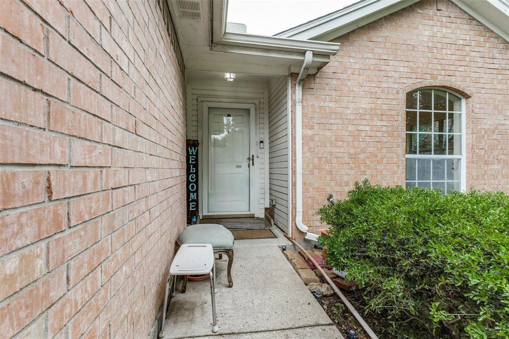 7429 Creekfall Drive