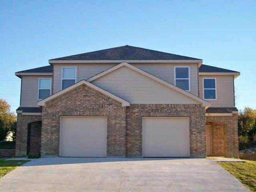 Well-kept townhome in a convenient Princeton location, priced below nearby rentals for excellent value. Offers easy access to Highway 380, schools, and shopping. Features an open layout with kitchen, connected living and dining areas. Enjoy outdoor living with a covered patio and a private, fenced backyard. All three bedrooms and two full bathrooms are upstairs, with a half-bath on the main floor. Located in a family-friendly neighborhood with a park and green space nearby. A great opportunity to get into this area at a lower price point.Tenant requirements include income verification of 2.5x monthly rental rate, and a 3 part-background check including credit, criminal, and eviction. Contact the listing agent prior to clicking on “Apply Now” button. Application fees are non-refundable. Move in before September 1, 2025 and save $200 off first month's rent.