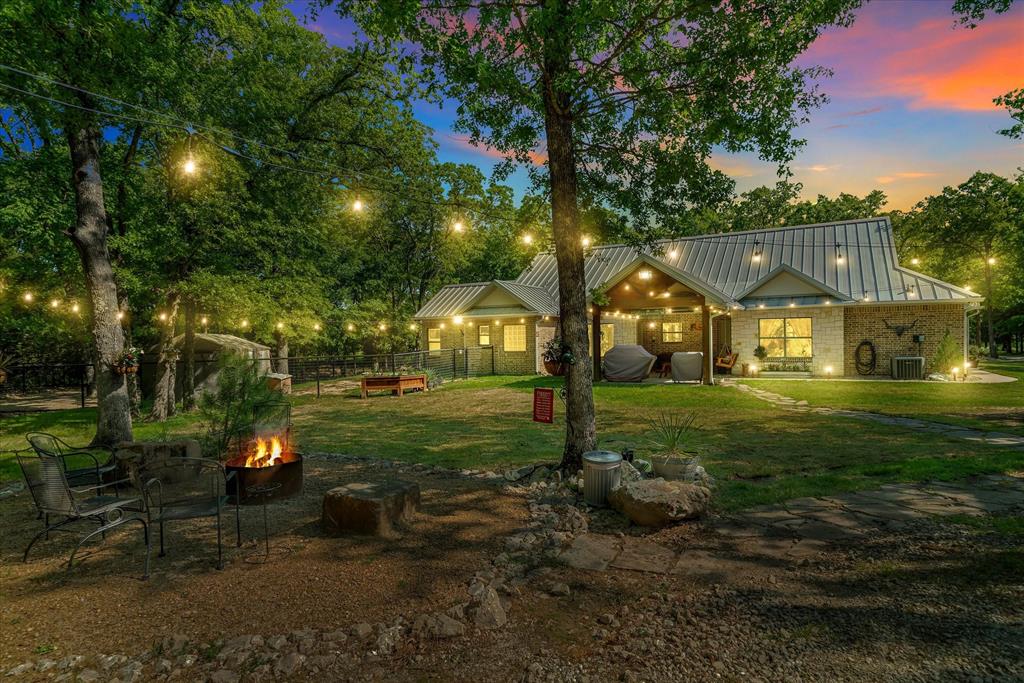 Quinlan, Texas, 75474, United States, 3 Bedrooms Bedrooms, ,3 BathroomsBathrooms,Residential,Active,2015853