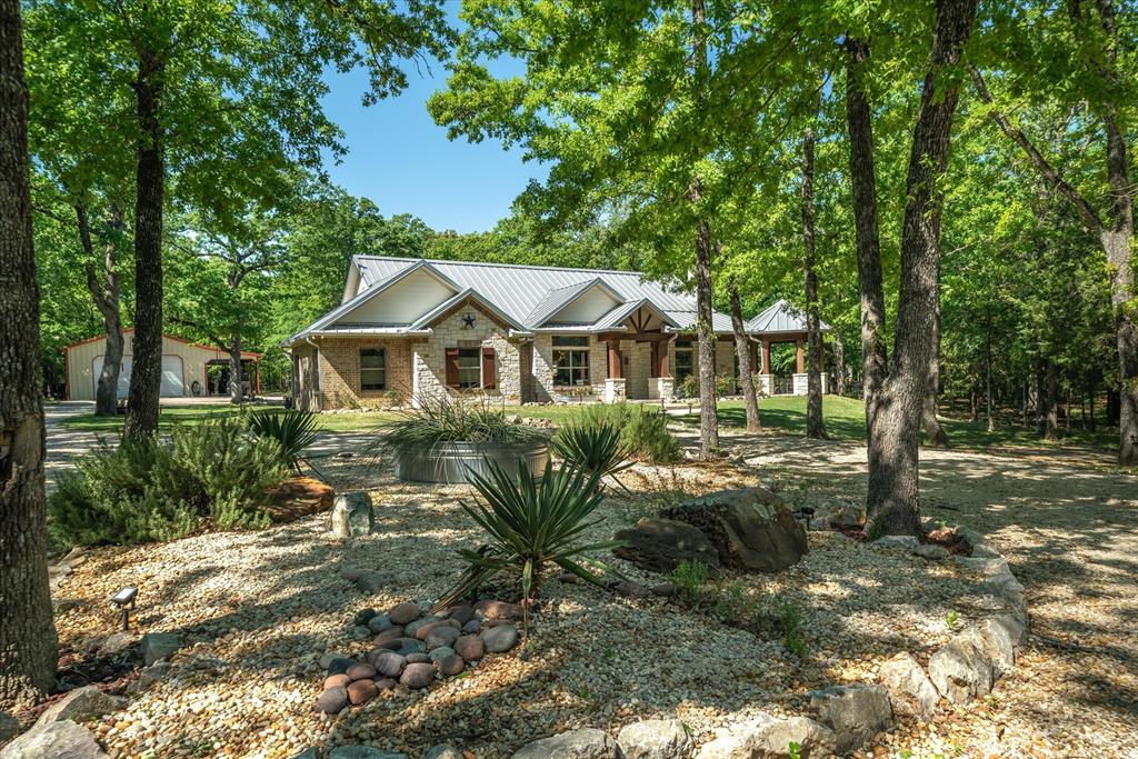 Quinlan, Texas, 75474, United States, 3 Bedrooms Bedrooms, ,3 BathroomsBathrooms,Residential,Active,2015853