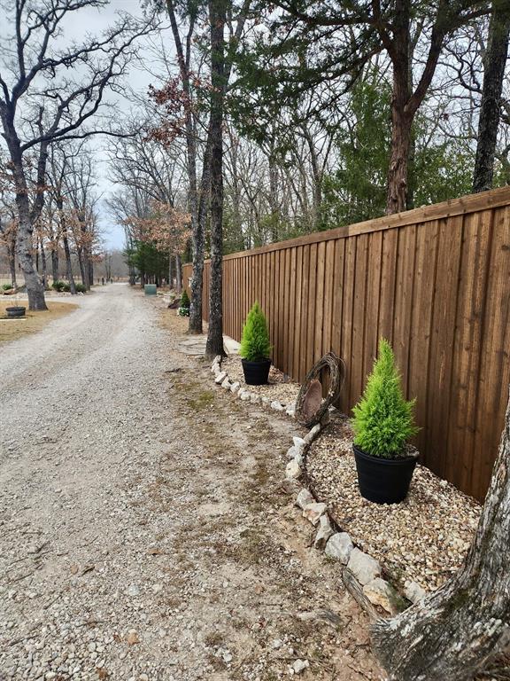Quinlan, Texas, 75474, United States, 3 Bedrooms Bedrooms, ,3 BathroomsBathrooms,Residential,Active,2015853