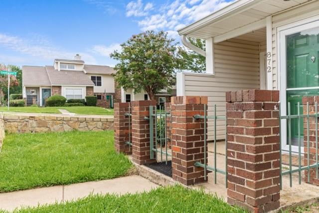 872 Creekside Drive