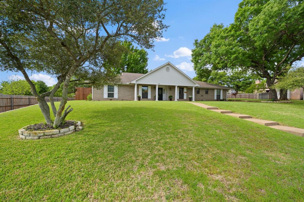 1814 Lakeridge Drive